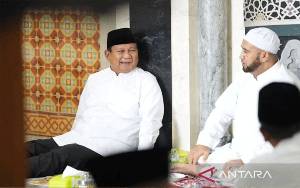 Habib Syech Berpesan ke Prabowo untuk Jaga Persatuan Bangsa