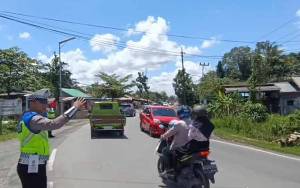 H+2 Lebaran, Arus Lalu Lintas Jalan Trans Kalimantan di Kapuas Ramai Lancar