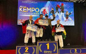 Dirhamsyah Jadi Juara Dunia Kempo di Portugal