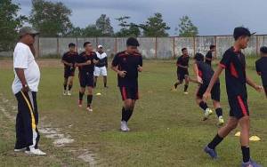Imbas Jarang Hadir Latihan, Kiper Utama Dicoret dari Tim Sepak Bola Kobar