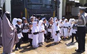 Satlantas Polres Pulang Pisau Terima Kunjungan Murid TK Ahlul Quran