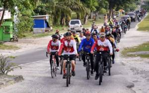 Hadiri Fun Bike Semarak Bhayangkara ke 77, Pj Bupati Kobar Ajak Sukseskan Pemilu 2024