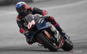 Andrea Dovizioso Dinobatkan Sebagai Legenda MotoGP