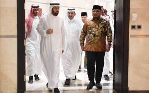 Menag Sampaikan Masalah Layanan Haji 1444 H ke Menteri Arab Saudi