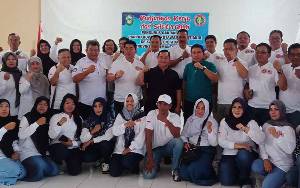 Bupati Kotim Minta PGRI Kotim Pelajari Inovasi Pendidikan saat Kunjungan ke PGRI Tabalong