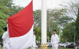 Wali Kota Palangka Raya Ajak Warga Kibarkan Bendera Merah Putih