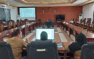 DPRD Kapuas Rapat Bersama Eksekutif Bahas Raperda Perubahan Penambahan Penyertaan Modal ke Bank Kalteng