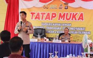 Kapolres dan Ketua Bhayangkari Cabang Kapuas Kunjungan Kerja ke Polsek Kapuas Tengah
