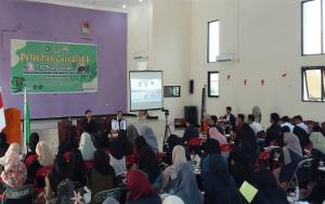 Mahasiswa STAI Kuala Kapuas Diberi Tips Tangkal Informasi Hoaks saat Ikuti Pelatihan Jurnalistik
