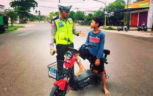 Kapolres Lamandau Larang Anak di Bawah Umur Kendarai Sepeda Listrik di Jalan Raya