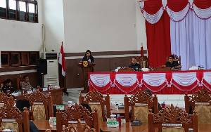 Fraksi PDIP DPRD Gunung Mas Minta SOPD Kejar Target Pendapatan Daerah