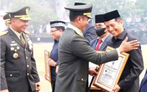 Pj Bupati Barito Utara Hadiri Upacara Peringatan HUT ke-78 TNI di Makorem 102 Panju Panjung