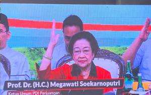 Megawati Umumkan Mahfud MD sebagai Bakal Cawapres Pendamping Ganjar