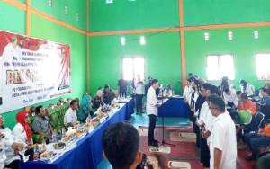Pj Bupati Barito Utara Kukuhkan Pokdarwis Dua Desa di Kecamatan Lahei Barat