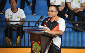 Asisten Adum Sri Suwanto Buka Kejuaraan Bulutangkis Gubernur Kalteng Open 2023