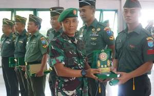Dandim 1011 Kuala Kapuas Pimpin Korps Raport Personel Pindah Satuan dan Pensiun