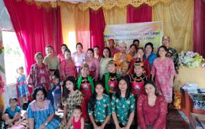 Pengurus Wanita Hindu Kaharingan Desa Parahangan Gelar Syukuran