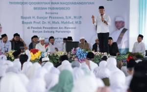 Ganjar Janji Anggarkan Rp4 Triliun Insentif Guru Agama se-Indonesia