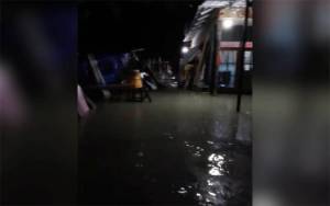 Banjir juga Masuk ke dalam Rumah Warga Pangkalan Bun