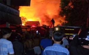 Empat Rumah di Kampung Kumai Kuala Pembuang Terbakar