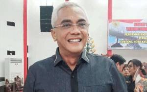 Ketua DPRD Palangka Raya Minta Warga Waspada Pohon Tumbang
