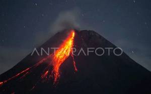 Gunung Merapi Luncurkan 143 Kali Guguran Lava Selama Sepekan
