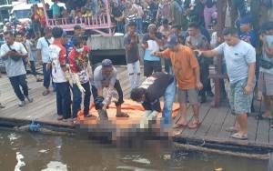 Warga Temukan Mayat Mengapung di Sungai Mentaya Sampit