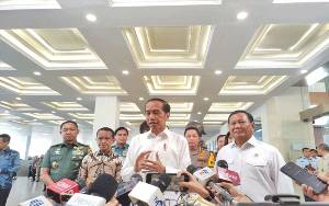 Jokowi Minta Wartawan Tanyakan Soal Oposisi Kepada PDI Perjuangan