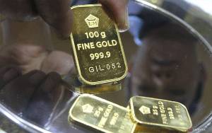 Harga Emas Antam Hari ini Naik Rp2.000 Per Gram