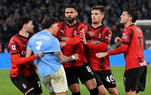 Lazio Geram Dapat Tiga Kartu Merah Saat Ditekuk AC Milan 0-1