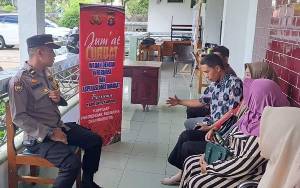 Polres Kapuas Jalin Silaturahmi Kamtibmas di Jalan Maluku