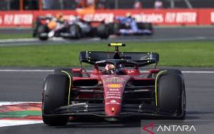 Sainz Absen di GP Arab Saudi, Digantikan Pembalap F2 Ferrari