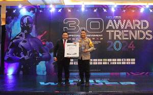 Kapolres Kobar Terima Penghargaan Inspiring Profesional dan Leadership dari Asean Choice