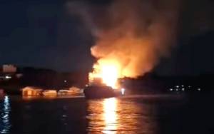 Tugboat Terbakar di Perairan Desa Luwe Hulu Barut, 3 ABK Dikabarkan Luka Bakar, 2 Terjebak di Kapal