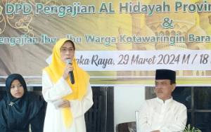 Pengajian DPD Al Hidayah Kalteng dan Kobar Gelar Silaturahmi dan Buka Bersama