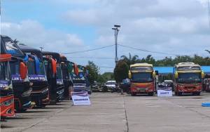 Mudik Ceria Kalteng Berangkatkan 13 Armada Bus