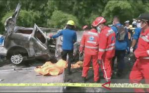 Sembilan Orang Dilaporkan Meninggal dalam Kecelakaan di Km 58