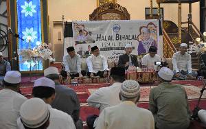 Badan Pengelola Masjid Agung Al Mukarram Kapuas Gelar Halal Bihalal