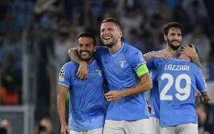 Luis Alberto Antar Lazio Tundukkan Genoa 1-0