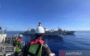 Tiga Kapal Perang TNI AL Latihan Siaga Tempur saat Jaga Natuna Utara
