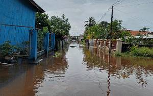 Lurah MB Hilir Terima Banyak Laporan Banjir Masuk Rumah Warga