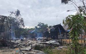 Kebakaran Hanguskan 3 Rumah Warga Desa Sei Kayu
