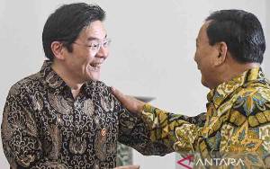 Jokowi Perkenalkan Prabowo pada Pemimpin Baru Singapura