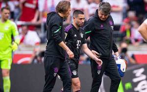 Dua Bek Bayern Muenchen Cedera Jelang Laga Melawan Real Madrid