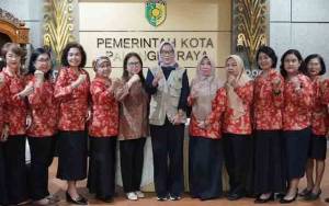 Pj Wali Kota Palangka Raya Dorong Partisipasi Wanita dalam Organisasi