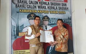 Maju Pilkada Kapuas, H Rustam Daftar ke DPC Gerindra Kapuas