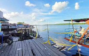  Kondisi Pelabuhan Penyeberangan Feri Sampit-Seranau Semakin Parah dan Membahayakan