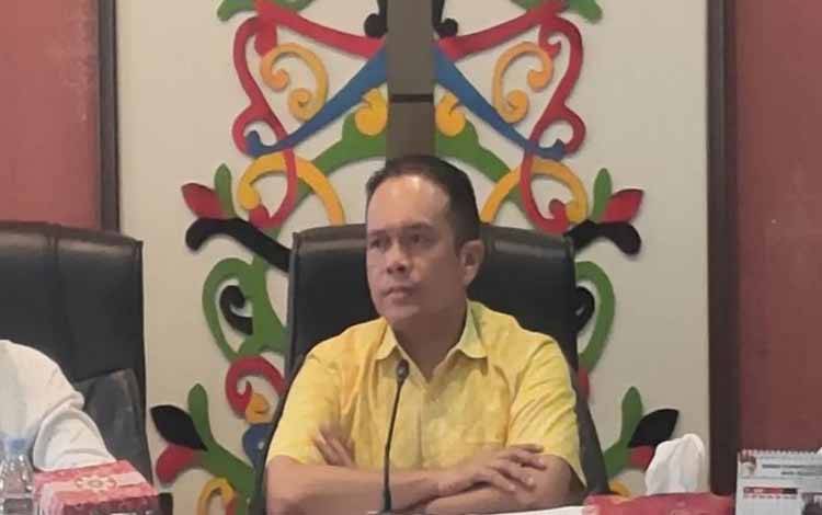 Anggota Komisi B DPRD Palangka Raya, Khemal Nasery. (FOTO: HENDRI)