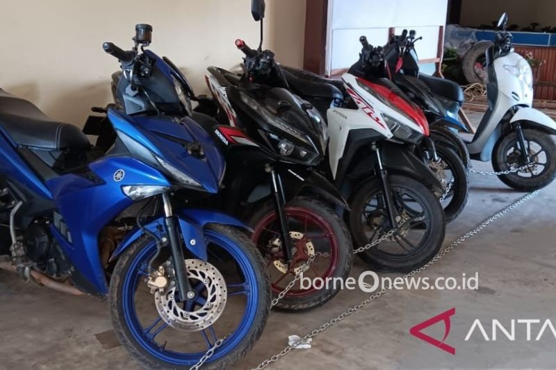 Tiga Pemuda Ditangkap atas Pencurian Lima Sepeda Motor di Kapuas Hulu