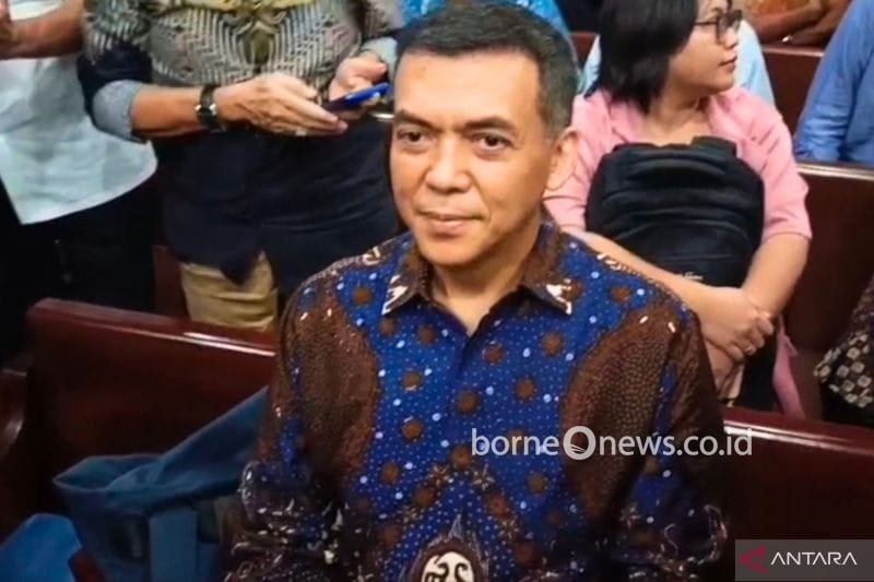 Silmy Karim Didakwa Terima Gratifikasi Uang dan Saham Rp33,94 Miliar